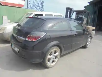 Hurda Aracı opel astra gtc 1.9 cdti yılın 2006 güçlü 