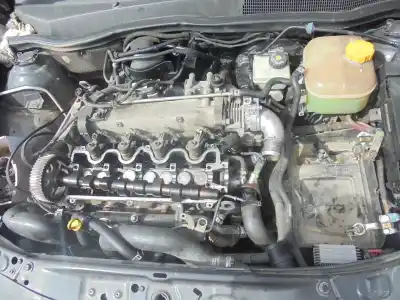 Hurda Aracı opel astra gtc 1.9 cdti yılın 2006 güçlü 