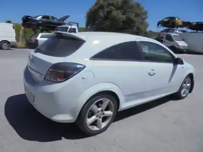 Vehicul casat opel astra gtc 1.7 16v cdti al anului 2006 alimentat z17dth