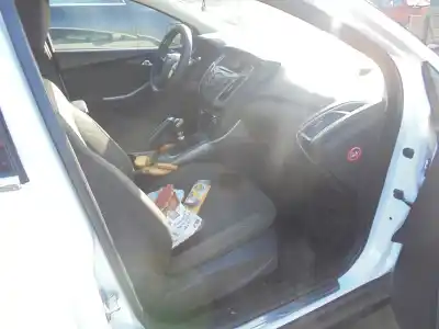 Vehicul casat ford focus lim. (cb8) 1.0 ecoboost cat al anului 2012 alimentat m1da