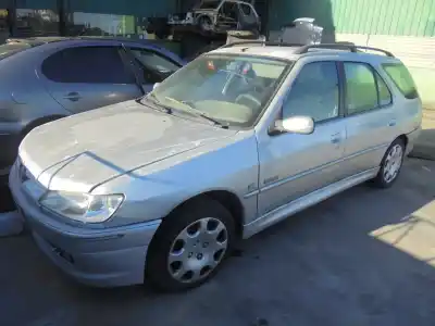 Veículo de Sucata PEUGEOT 306 BREAK 2.0 HDi CAT do ano 2000 alimentado RHYDW10TD