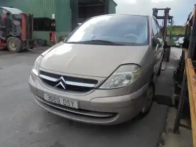 Scrapping Vehicle citroen c8 2.2 hdi 16v premier ii of the year 2005 powered 4hw