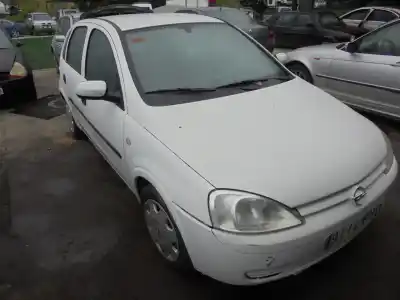 Veículo de Sucata opel corsa c 1.2 16v cat (z 12 xe / lw4) do ano 2001 alimentado z12xe
