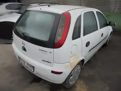 Veículo de Sucata opel corsa c 1.2 16v cat (z 12 xe / lw4) do ano 2001 alimentado z12xe