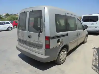 Veículo de Sucata opel combo 1.7 16v dti cat (y 17 dt / lr6) do ano 2003 alimentado y17dt