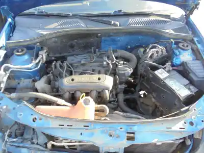 Здавання транспортного засобу renault clio ii fase ii (b/cb0) 1.2 року 2001 потужний d7f746