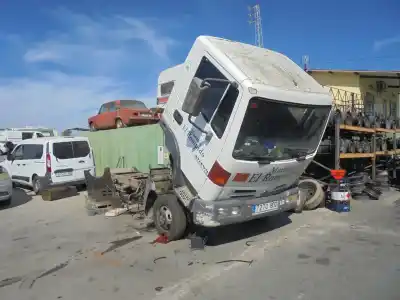 Veicolo di demolizione nissan cabstar e 3.0 d dell'anno 2001 alimentato 