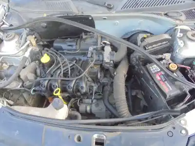Здавання транспортного засобу renault clio ii fase ii (b/cb0) 1.2 року 2004 потужний d7f726