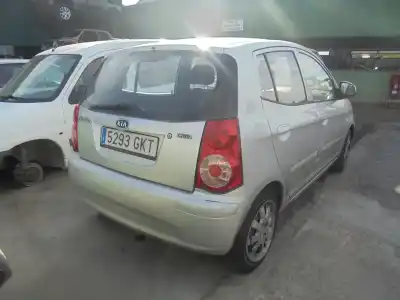 Véhicule à la ferraille kia picanto 1.1 crdi ex de l'année 2009 alimenté d3fa