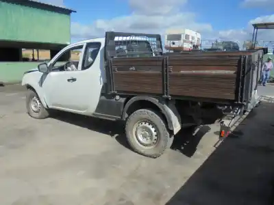 Veicolo di demolizione mitsubishi l 200 (ka0/kb0) 2.5 di-d cat dell'anno 2012 alimentato 4d56hp