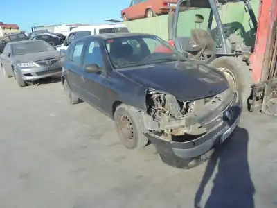 Здавання транспортного засобу renault   року 2006 потужний 