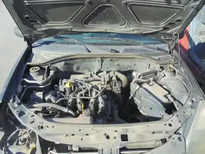 Здавання транспортного засобу renault   року 2006 потужний 