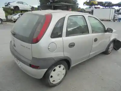 Veicolo di demolizione opel corsa c club dell'anno 2002 alimentato y17dtl