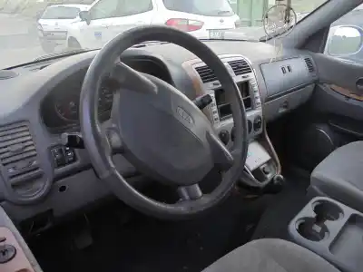 Scrapping Vehicle kia carnival ii 2.9 cdri ex of the year 2003 powered j3