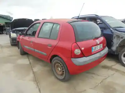 Здавання транспортного засобу renault   року 2004 потужний d7f7