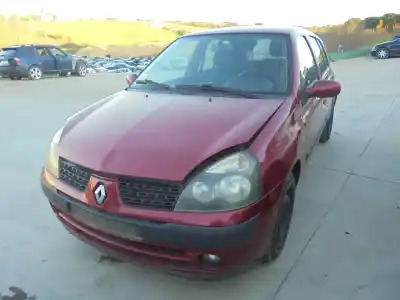 Здавання транспортного засобу renault   року 2003 потужний 