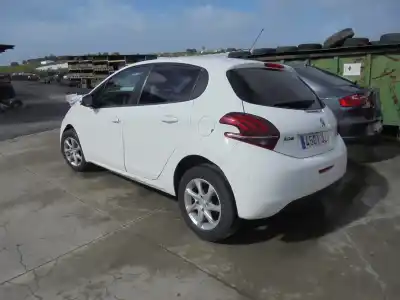 Scrapping Vehicle peugeot 208 style of the year 2015 powered hm01