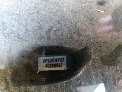 Sloopvoertuig peugeot 206 fastback (2a/c) 1.6 i van het jaar 1998 aangedreven nfz (tu5jp)