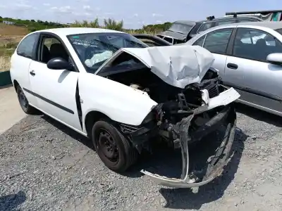 Veicolo di demolizione SEAT IBIZA III (6L1)  dell'anno 2002 alimentato ASY