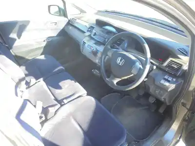 Veículo de Sucata honda fr-v (be) 2.2 i ctdi (be5) do ano 2007 alimentado n22a1