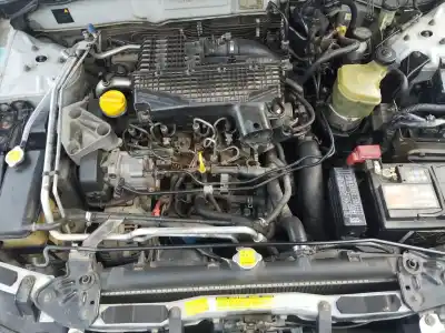 Veículo de Sucata nissan almera ii (n16) 1.5 dci do ano 2004 alimentado k9k 722