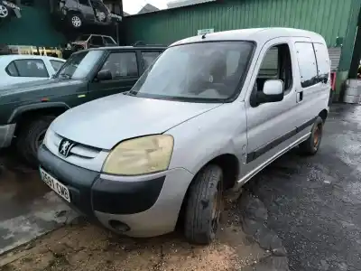 Véhicule à la ferraille PEUGEOT PARTNER MONOSPACE (5_, G_)  de l'année 2003 alimenté RHY (DW10TD)