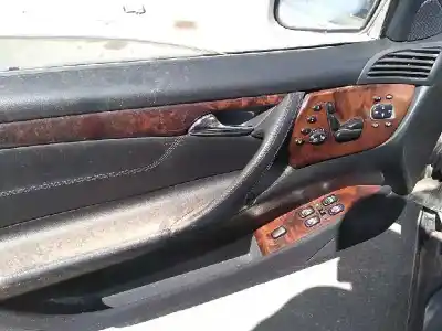 Veicolo di demolizione mercedes-benz clase cl (w215) coupe 500 (215.375) dell'anno 2001 alimentato m113960