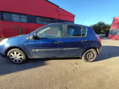 Sloopvoertuig renault clio iii dynamique van het jaar 2006 aangedreven k4j780