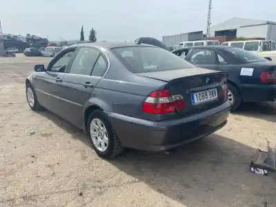 Veicolo di demolizione bmw                                                serie 3 berlina (e46)                                                                                                                                                                                                                                      320i                                                                                                                                                                                                                                                       dell'anno 2002 alimentato 226s1g