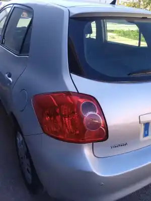 Veículo de Sucata toyota auris luna+ do ano 2008 alimentado 1ndtv