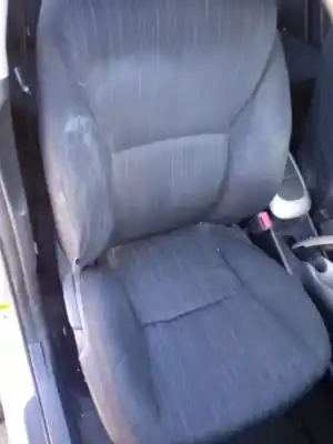 Veículo de Sucata toyota auris luna+ do ano 2008 alimentado 1ndtv