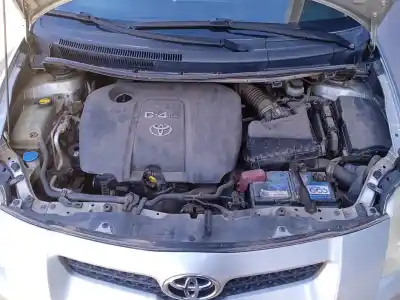 Veículo de Sucata toyota auris luna+ do ano 2008 alimentado 1ndtv