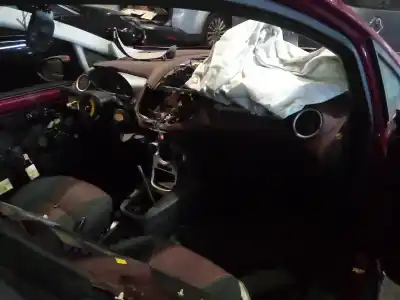 Veicolo di demolizione ford fiesta (cb1) ghia dell'anno 2010 alimentato hhjc