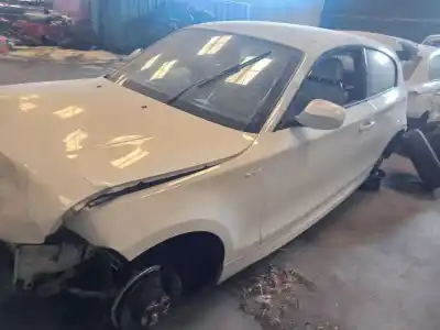 Veículo de Sucata bmw serie 1 berlina (e81/e87) 118i do ano 2010 alimentado n43b20a