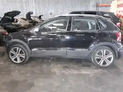 Veicolo di demolizione KIA PICANTO  dell'anno 2004 alimentato G4HG