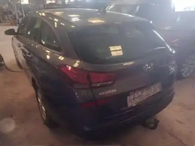 Veículo de Sucata hyundai i30 ranchera familiar (pde) 1.0 t-gdi do ano 2017 alimentado g3lc,g3le