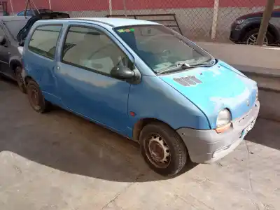 Veicolo di demolizione renault                                            twingo i (c06_)                                                                                                                                                                                                                                            1.2 (c066, c068)                                                                                                                                                                                                                                           dell'anno 1998 alimentato d7f 700,d7f 701,d7f 702,d7f 703,d7f 704