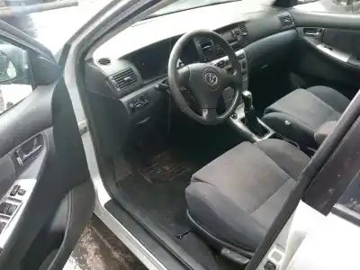 Veículo de Sucata toyota corolla (_e12_) 1.6 vvt-i (zze121_) do ano 2003 alimentado 3zz-fe