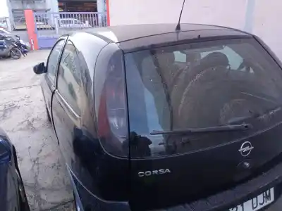 Veicolo di demolizione OPEL CORSA C (X01) 1.2 TWINPORT (F08, F68) dell'anno 2005 alimentato Z 12 XEP