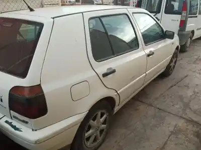 Veículo de Sucata volkswagen golf iii (1h1) 1.6 do ano 1997 alimentado aek,aft
