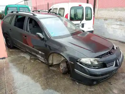 Scrapping Vehicle renault laguna ii (bg0/1_) 2.0 16v (bg00, bg0k, bg0p, bg0w) of the year 2005 powered f4r 712,f4r 713,f4r 714,f4r 715