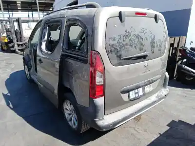 Veículo de Sucata peugeot partner tepee 1.6 bluehdi 100 do ano 2017 alimentado bh02