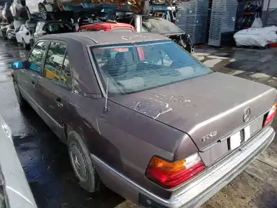 Здавання транспортного засобу MERCEDES                                           124 SEDÁN (W124)                                                                                                                                                                                                                                           220 E (124.022)                                                                                                                                                                                                                                            року 1992 потужний M 111.960