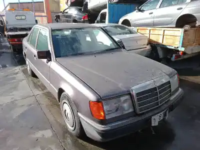 Verschrottungsfahrzeug mercedes                                           124 sedán (w124)                                                                                                                                                                                                                                           220 e (124.022)                                                                                                                                                                                                                                            des jahres 1992 angetrieben m 111.960