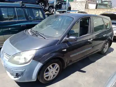 Veicolo di demolizione RENAULT MEGANE SCENIC (JA0/1_) 1.4 I (JA0E) dell'anno 1997 alimentato E7J 764