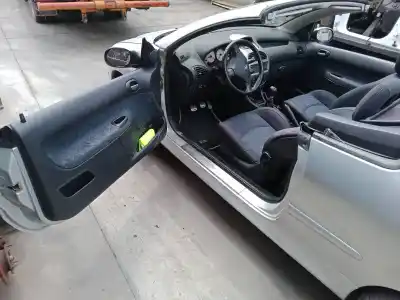 Veículo de Sucata peugeot 206 cc (2d) 1.6 do ano 2005 alimentado nfu