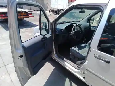 Sloopvoertuig ford tourneo connect 1.8 tdci van het jaar 2010 aangedreven rwpa