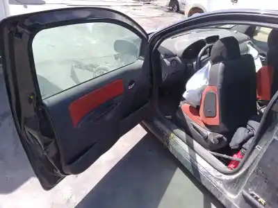 Veículo de Sucata citroen c2 (jm_) 1.4 hdi do ano 2005 alimentado 8hz