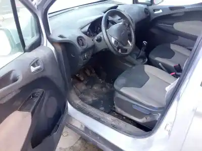 Veículo de Sucata ford tourneo courier b460 monospace 1.0 ecoboost do ano 2015 alimentado sfcd