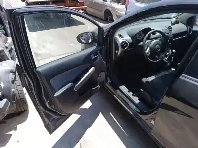 Veículo de Sucata mazda 2 (de_, dh_) 1.3 (de3fs) do ano 2009 alimentado zj